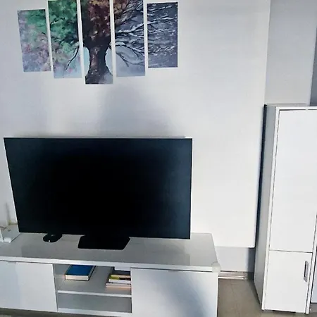 Apartment Zonata 2 Bedroom Cozy And Stylish