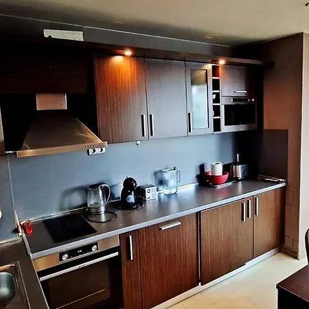 Zonata 2 Bedroom Cozy And Stylish Apartment