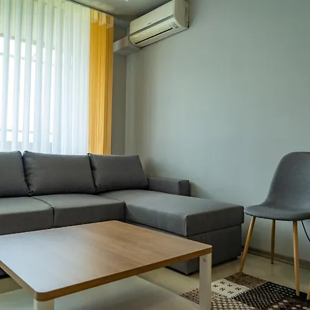 Apartment Zonata 2 Bedroom Cozy And Stylish *